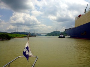 140603 Clearing the Pedro Miguel lock