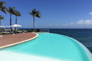 150621 Puerto Bahia pool